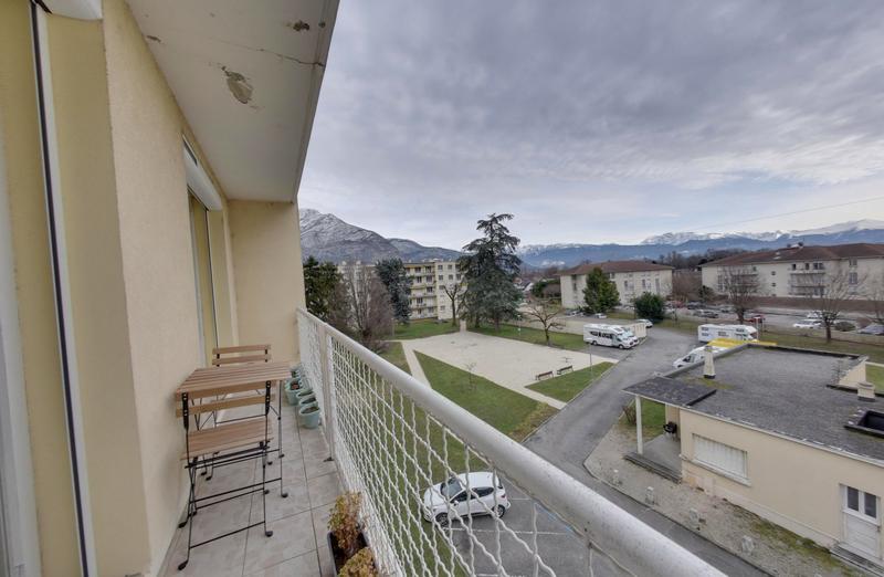 Appartement - 70 m² - 4 pièces