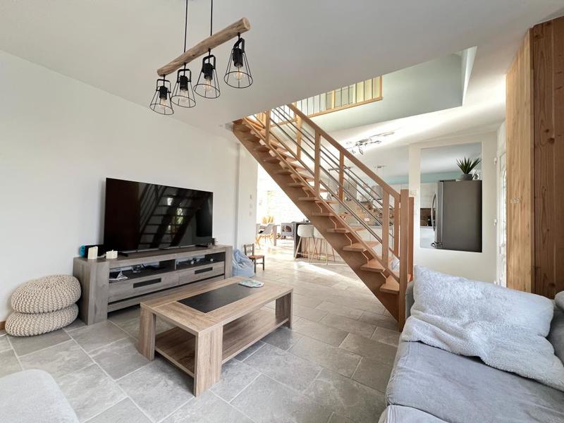 Maison - 165 m² - 6 pièces