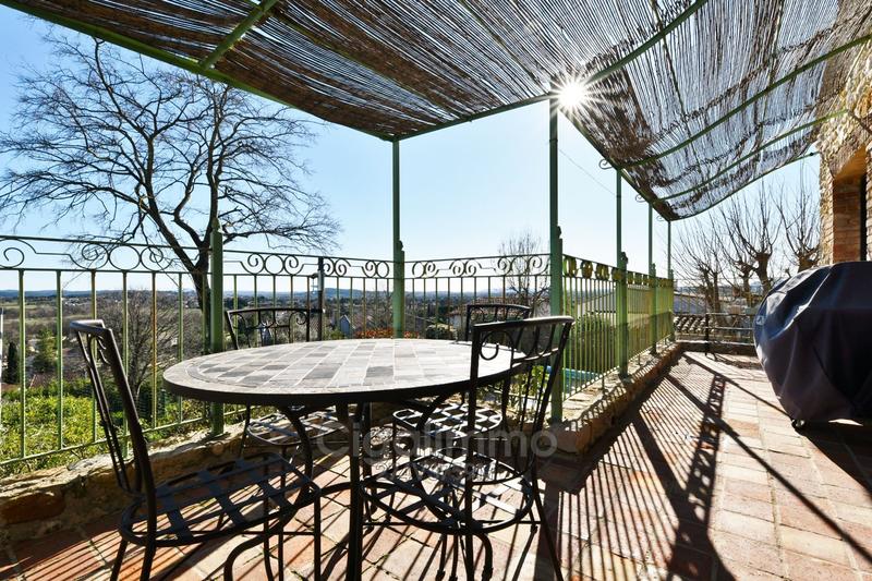 Maison en pierre - 225 m² - 7 pièces