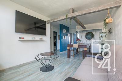 Appartement - 86 m² - 4 pièces