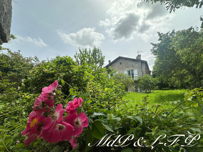 Maison - 294 m² - 6 pièces