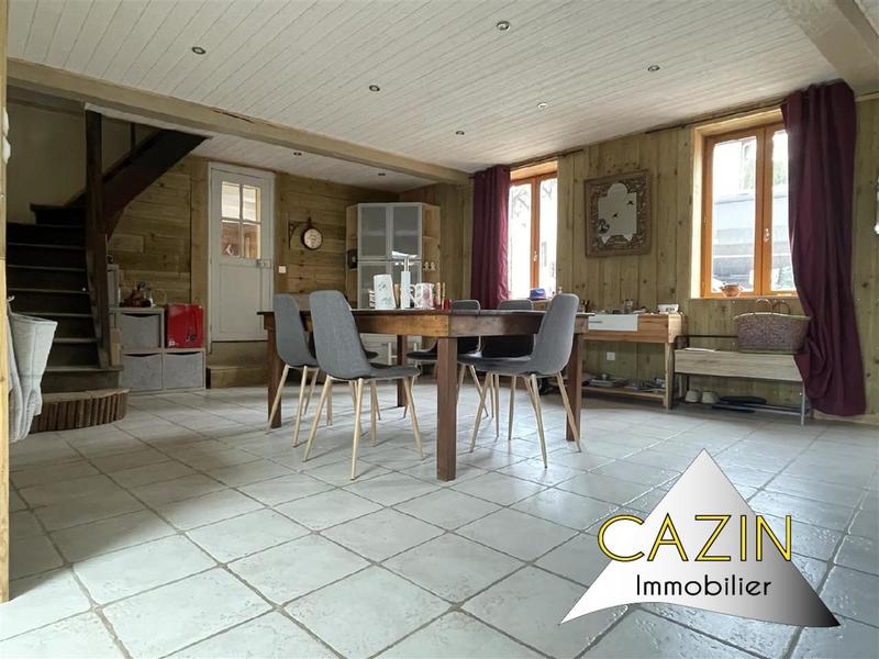 Maison - 152 m² - 7 pièces