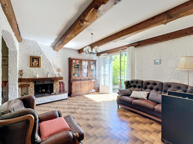 Maison - 108 m² - 5 pièces