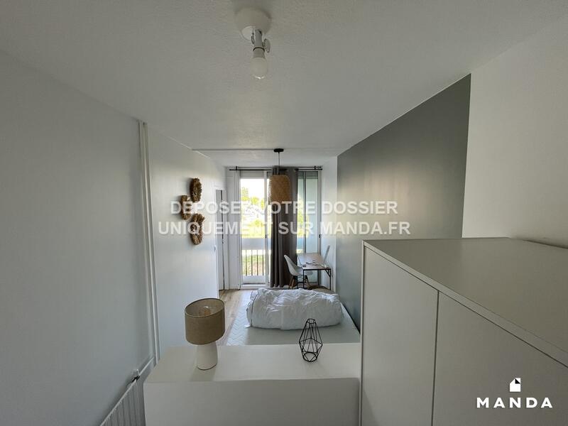 Chambre - 10 m² - 5 pièces