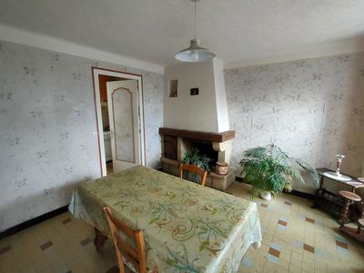 Maison - 266 m² - 13 pièces