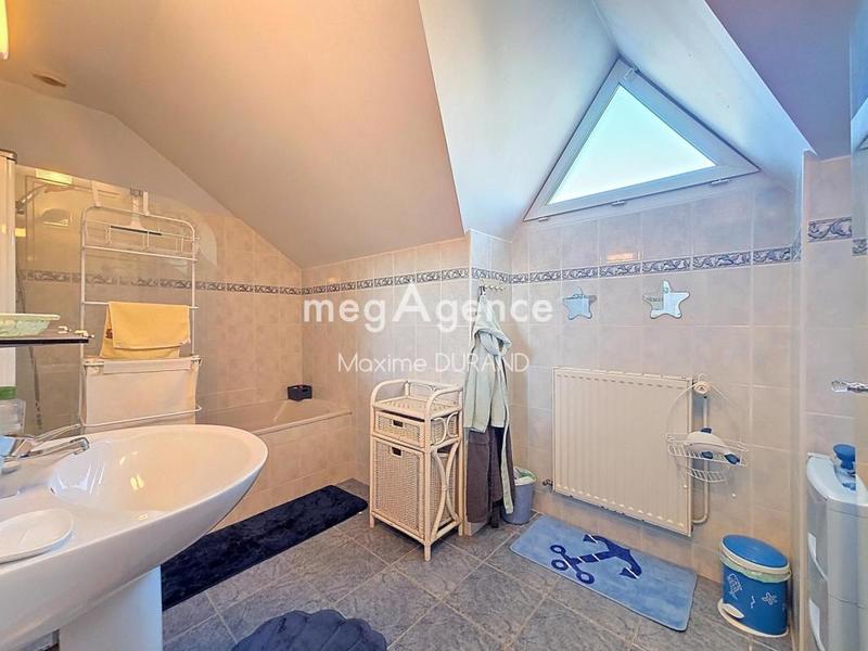 Maison - 172 m² - 7 pièces