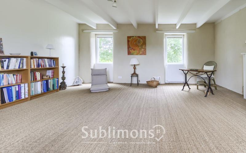 Maison - 258 m² - 8 pièces