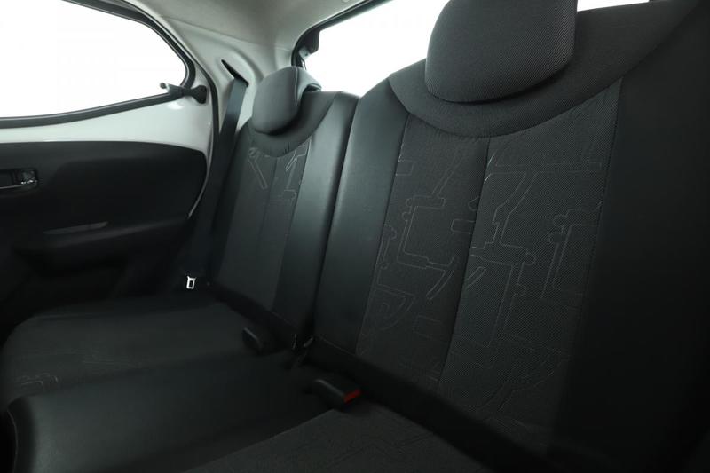 Toyota Aygo 1.0 Vvt-i X-Wave 5p 69 ch