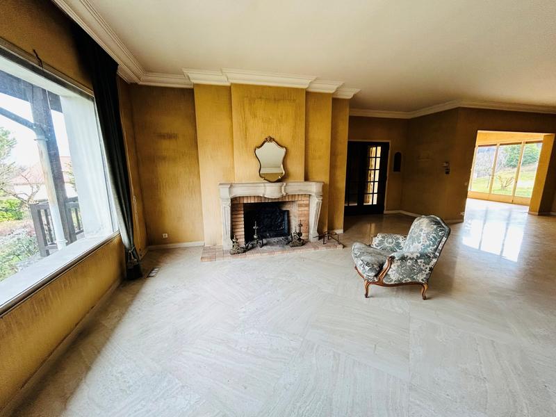 Maison - 397 m² - 7 pièces