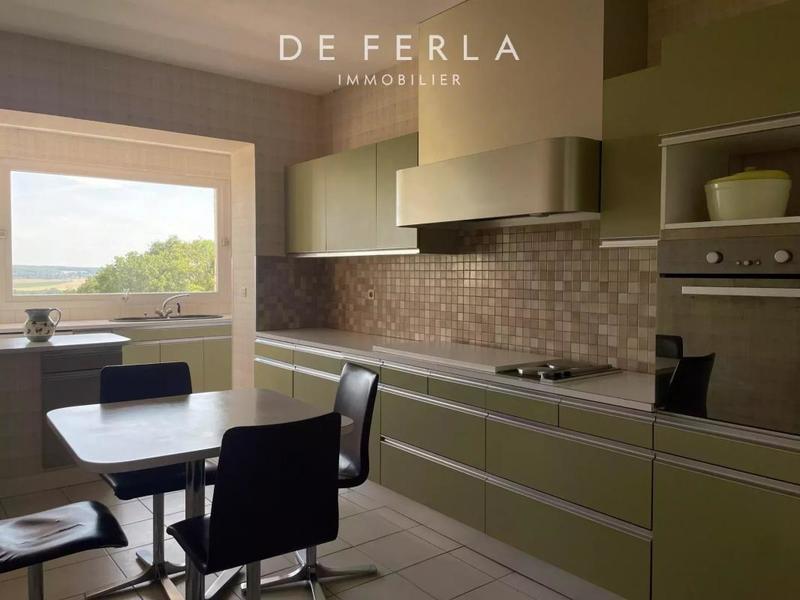 Maison - 306 m² - 6 pièces