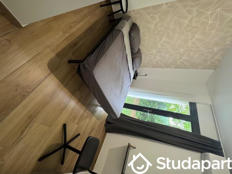 Chambre - 17 m² - 1 pièce