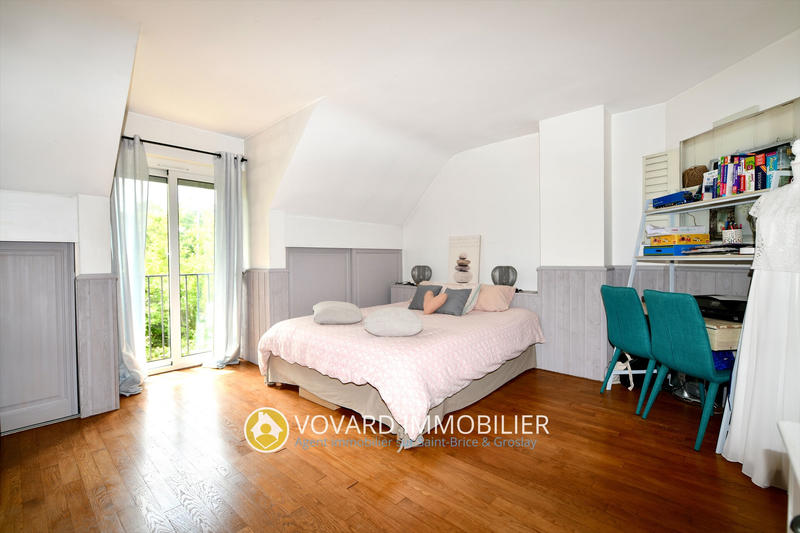 Maison - 137 m² - 6 pièces