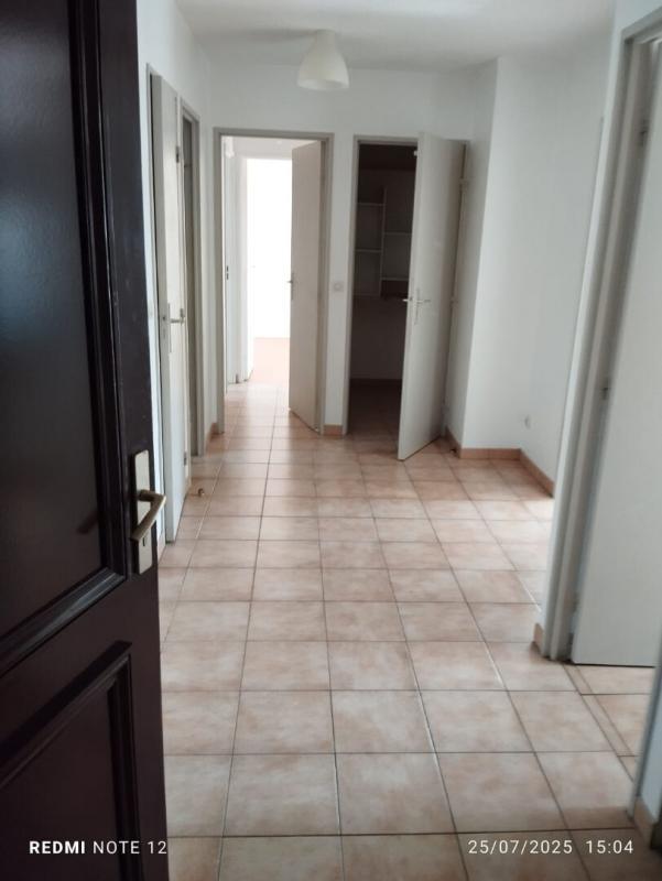 Appartement - 65 m² - 5 pièces