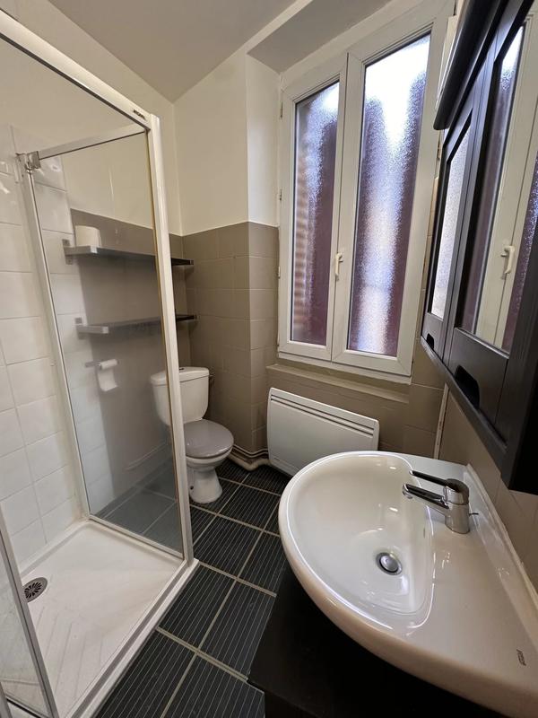 Appartement - 65 m² - 2 pièces