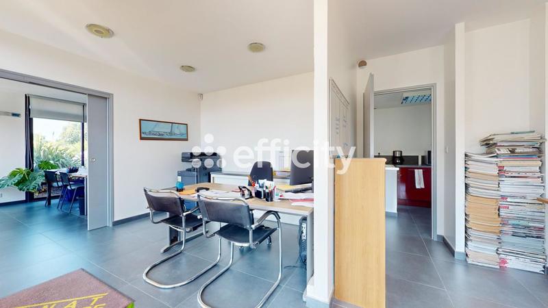 Bureau - 79 m² - 3 pièces