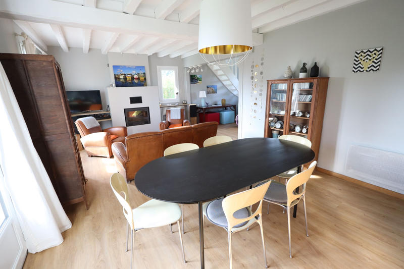 Maison - 104 m² - 4 pièces