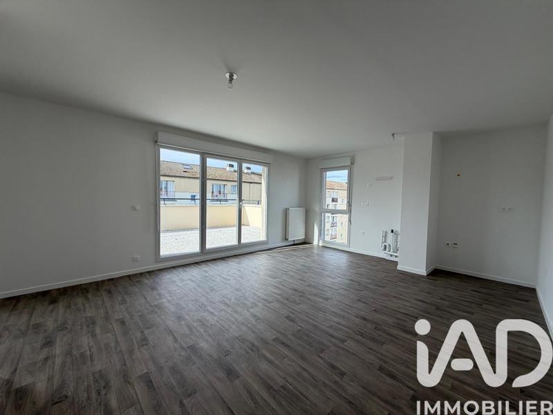 Appartement - 80 m² - 3 pièces