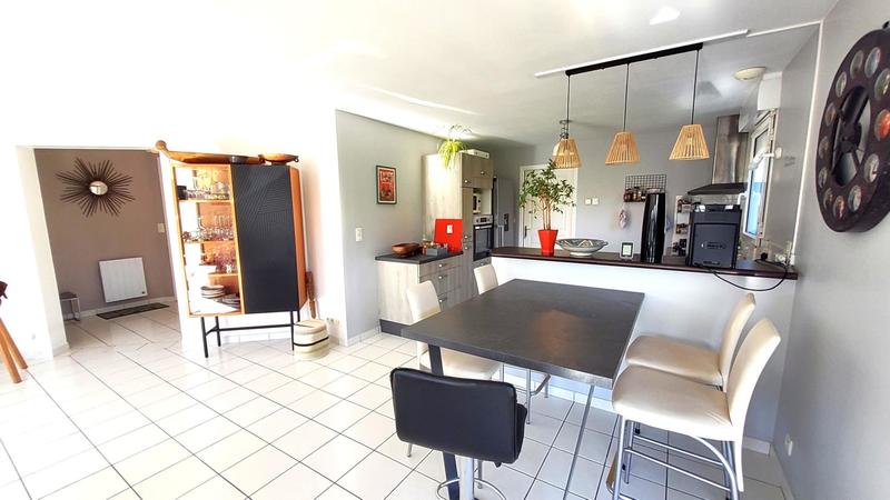 Maison - 116 m² - 6 pièces