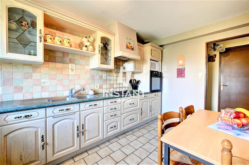 Maison - 104 m² - 5 pièces