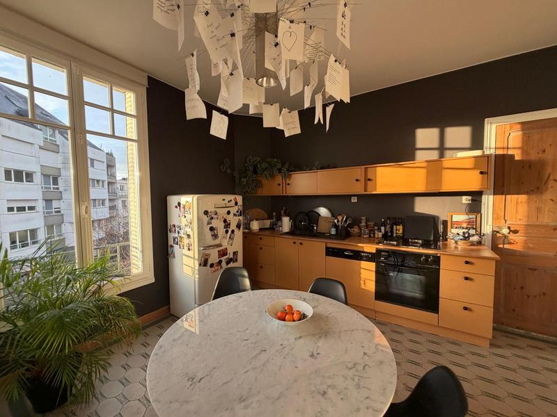 Appartement - 87 m² - 4 pièces