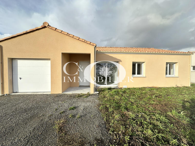 Maison - 105 m² - 4 pièces