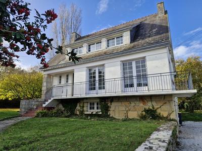 Maison - 140 m² - 7 pièces