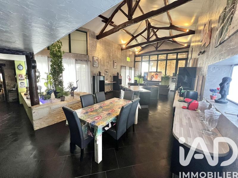 Maison de campagne - 246 m² - 9 pièces