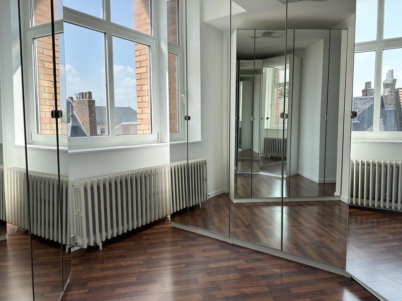 Appartement - 75 m² - 3 pièces