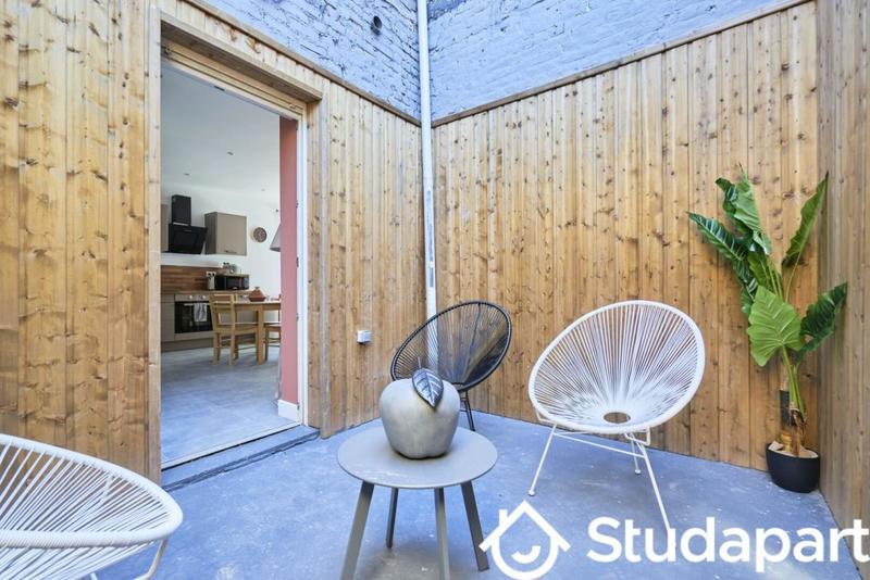 Chambre - 11 m² - 1 pièce