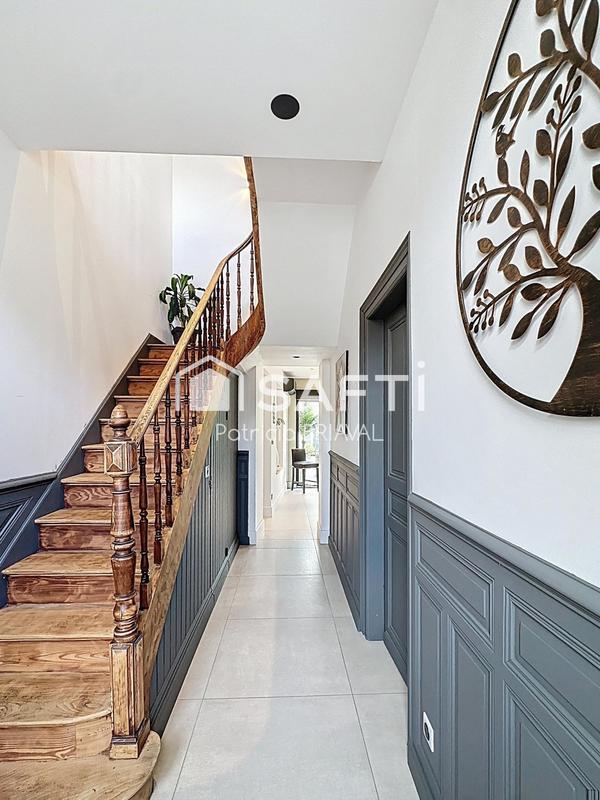 Maison - 188 m² - 7 pièces