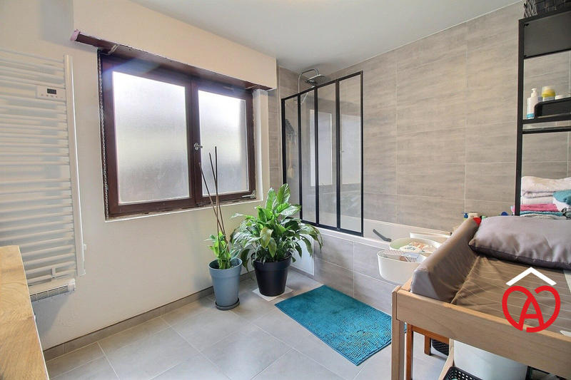 Maison - 101 m² - 4 pièces