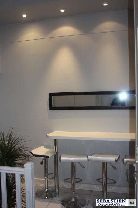 Local commercial - 76 m² - 6 pièces