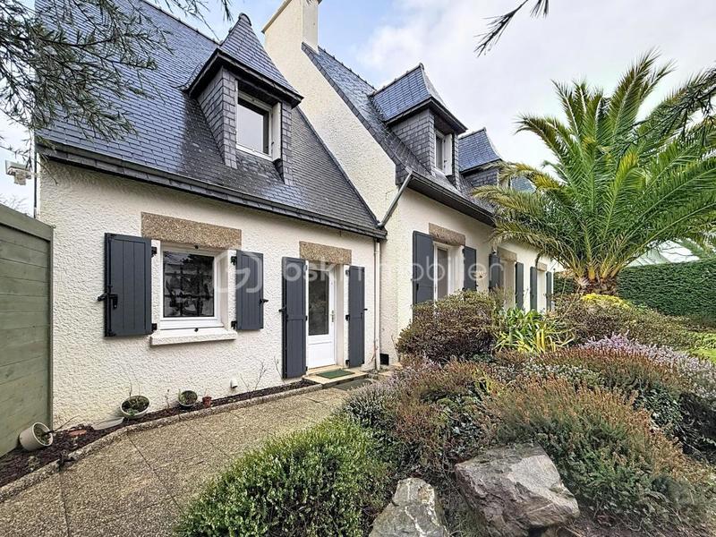 Maison - 167 m² - 7 pièces