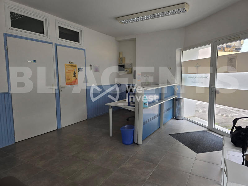 Local commercial - 62 m² - 2 pièces