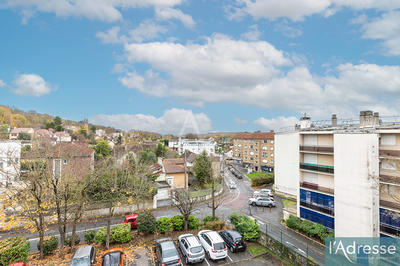 Appartement - 75 m² - 4 pièces