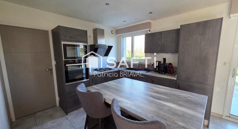 Maison - 107 m² - 5 pièces