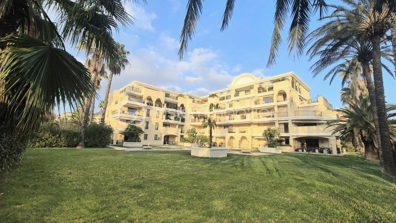 Appartement - 77 m² - 3 pièces