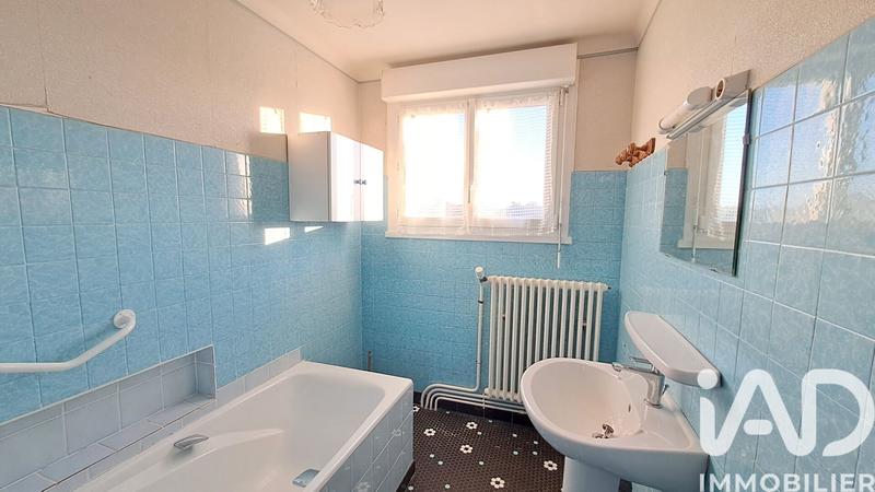 Maison - 122 m² - 5 pièces