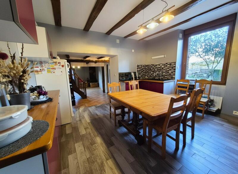 Maison en pierre - 215 m² - 7 pièces