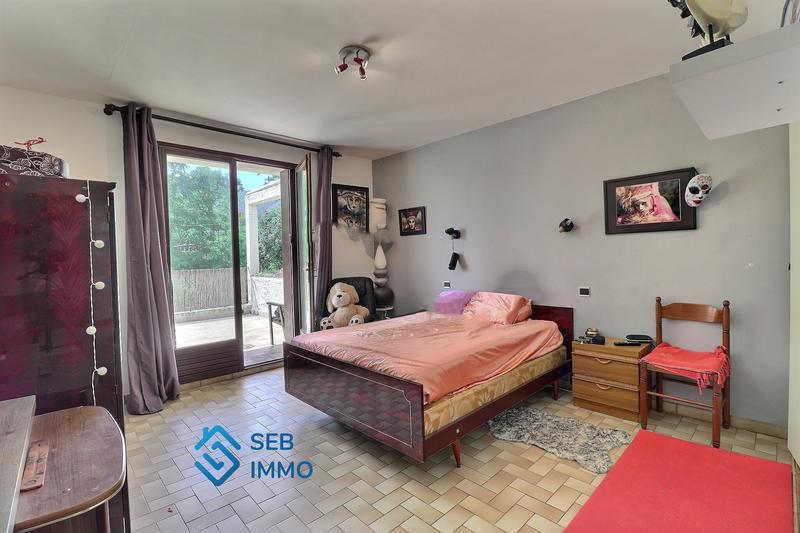 Maison - 143 m² - 5 pièces