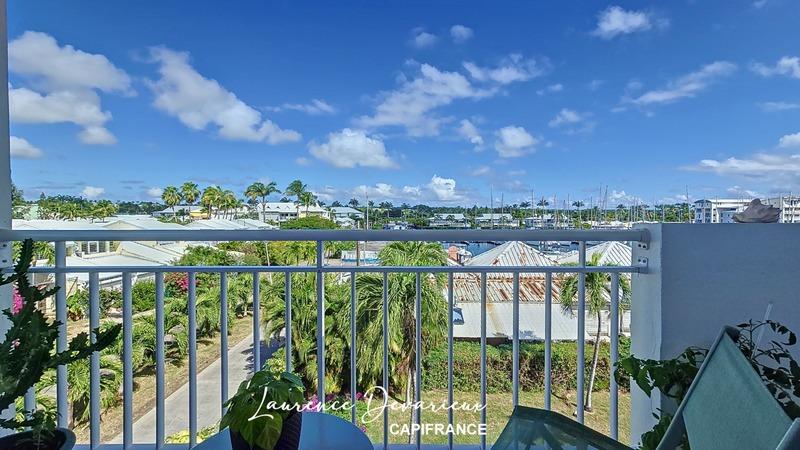 Studio - 30 m² - 1 pièce