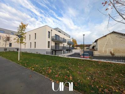 Appartement - 93 m² - 4 pièces