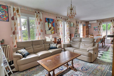 Maison - 101 m² - 5 pièces