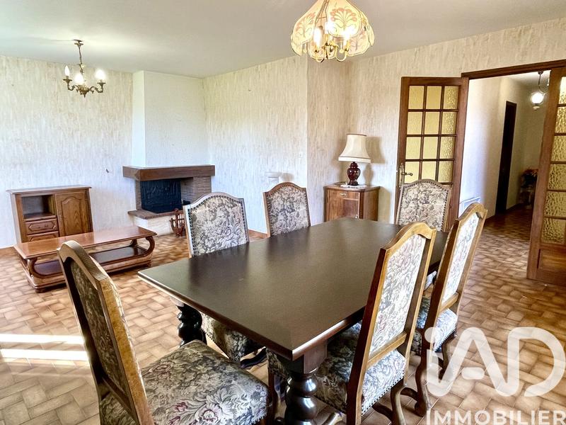 Maison - 97 m² - 5 pièces