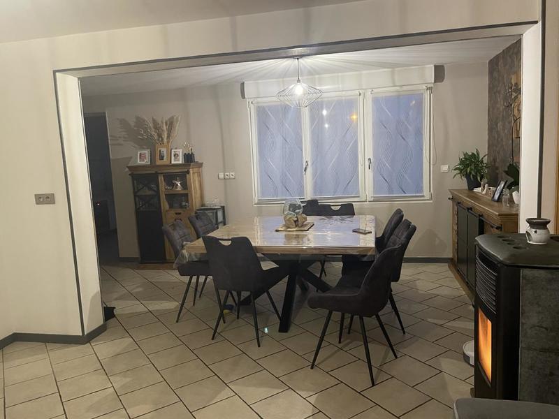 Maison - 80 m² - 5 pièces