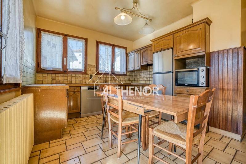 Maison - 150 m² - 7 pièces