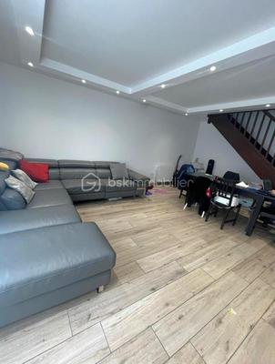 Maison de ville - 81 m² - 4 pièces