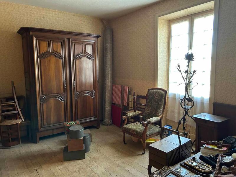 Maison ancienne - 183 m² - 6 pièces