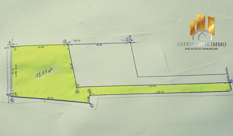 Terrain - 1 811 m²