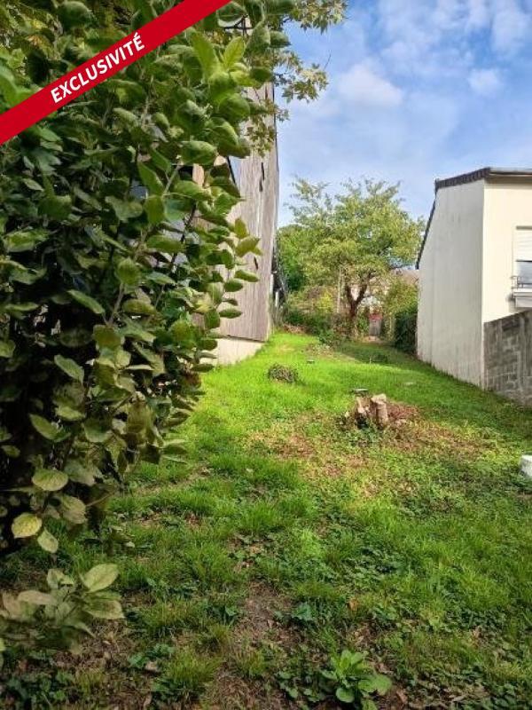 Terrain constructible - 208 m²